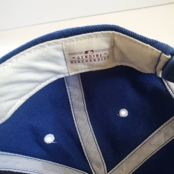 Set Of TwoTexas Rangers Baseball Caps Size XL and One Size - Picture 9 of 10